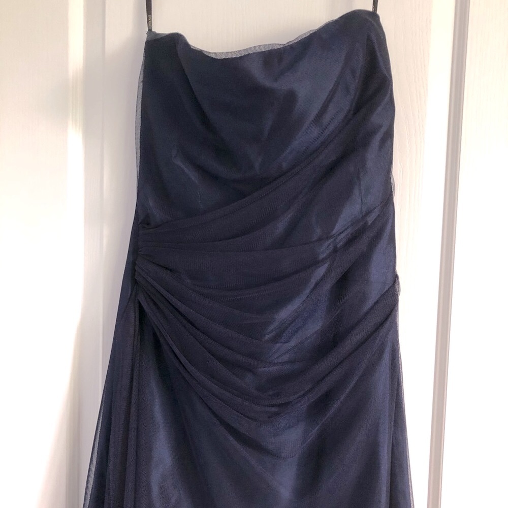Vera Wang Navy Strapless Gown - Picture 5 of 13